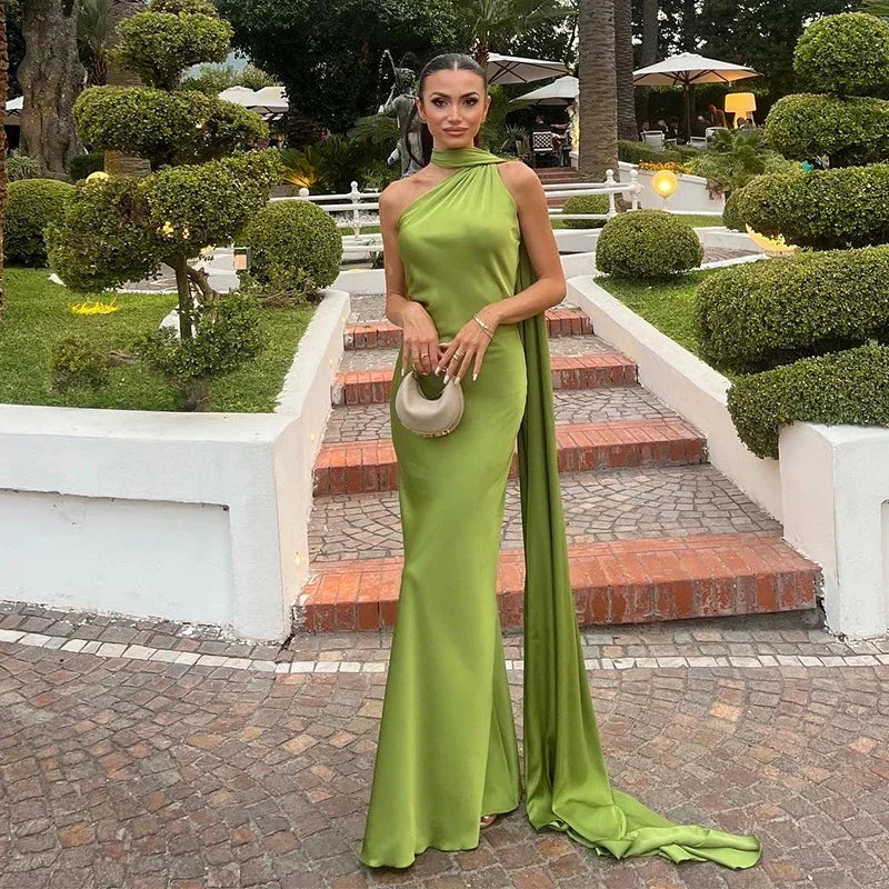 Solid Backless Off Shoulder Dress.