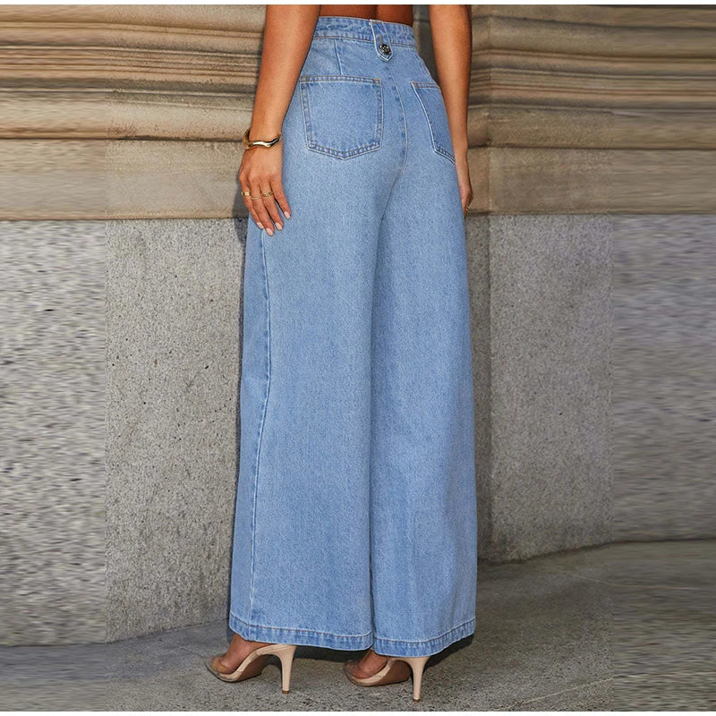 Metal Buttons, Vest With High Waist Wide Leg Jeans.