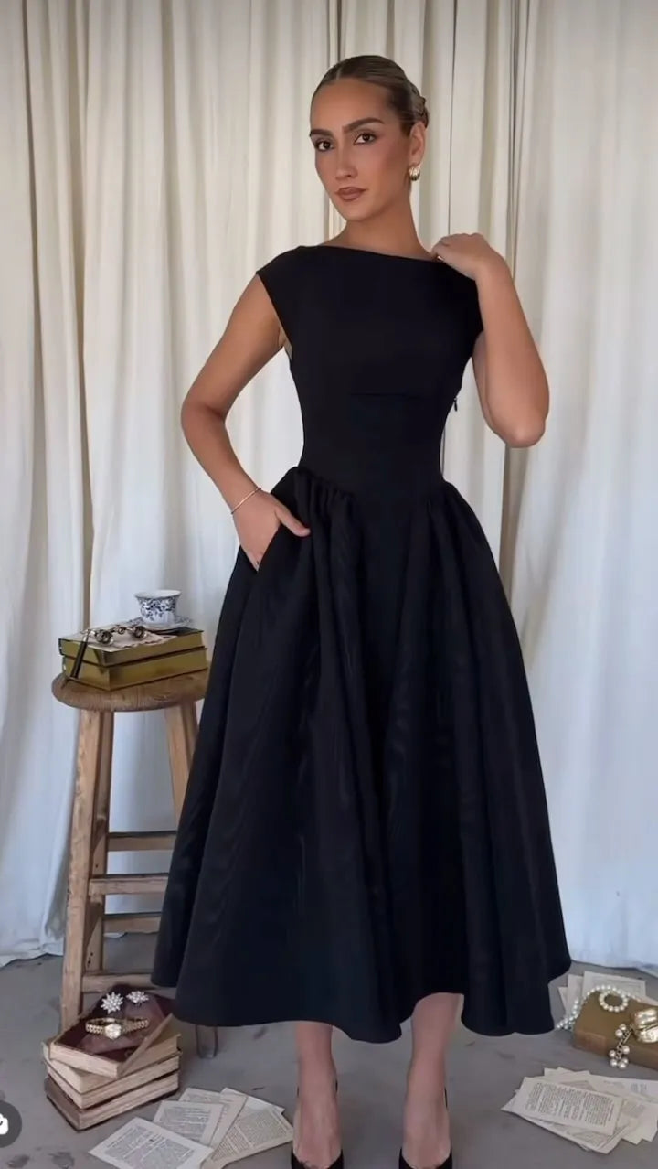 Backless O-neck A-line Midi Dress.